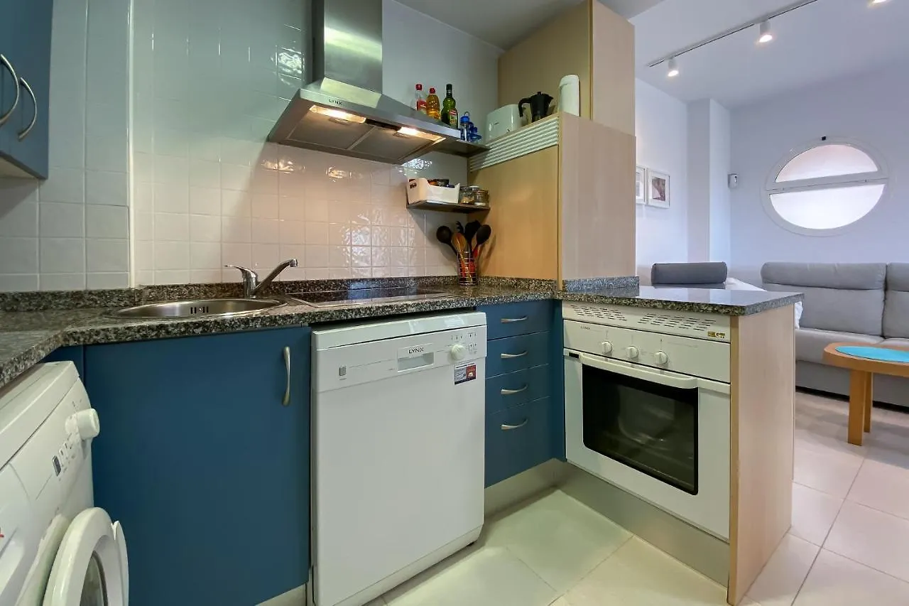 Laguna Beach 2-Bedroom Apartment With Sun Terrace, Sea Views, Wifi Vera 0*,  Spain
