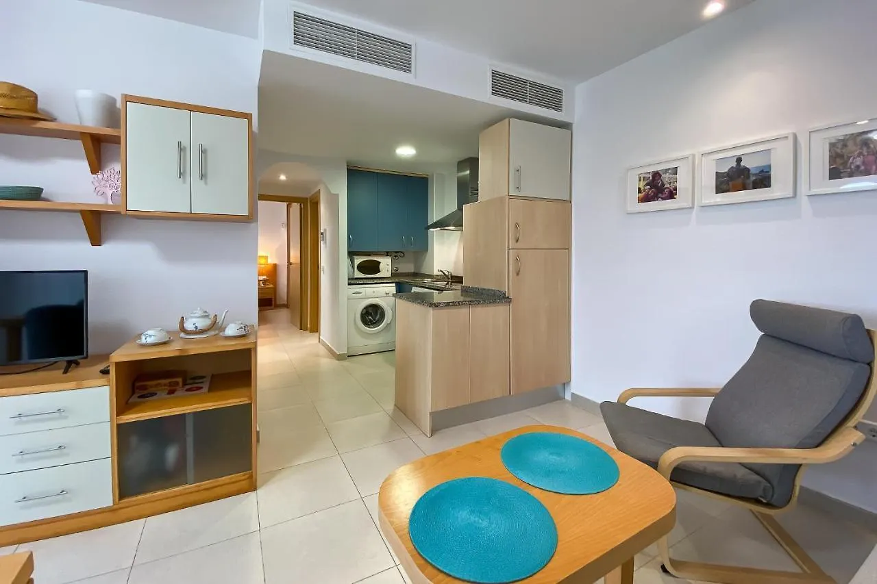 Laguna Beach 2-Bedroom Apartment With Sun Terrace, Sea Views, Wifi Vera Spain