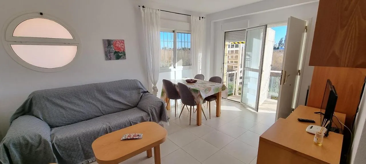 Laguna Beach 2-Bedroom Apartment With Sun Terrace, Sea Views, Wifi Vera