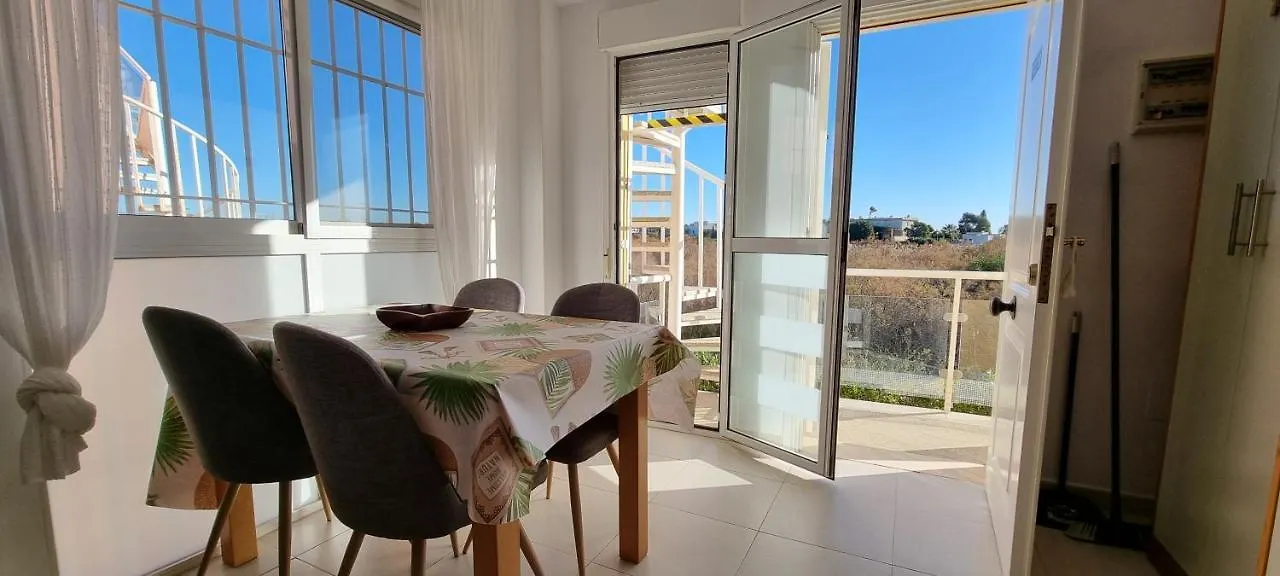 Laguna Beach 2-Bedroom Apartment With Sun Terrace, Sea Views, Wifi Vera
