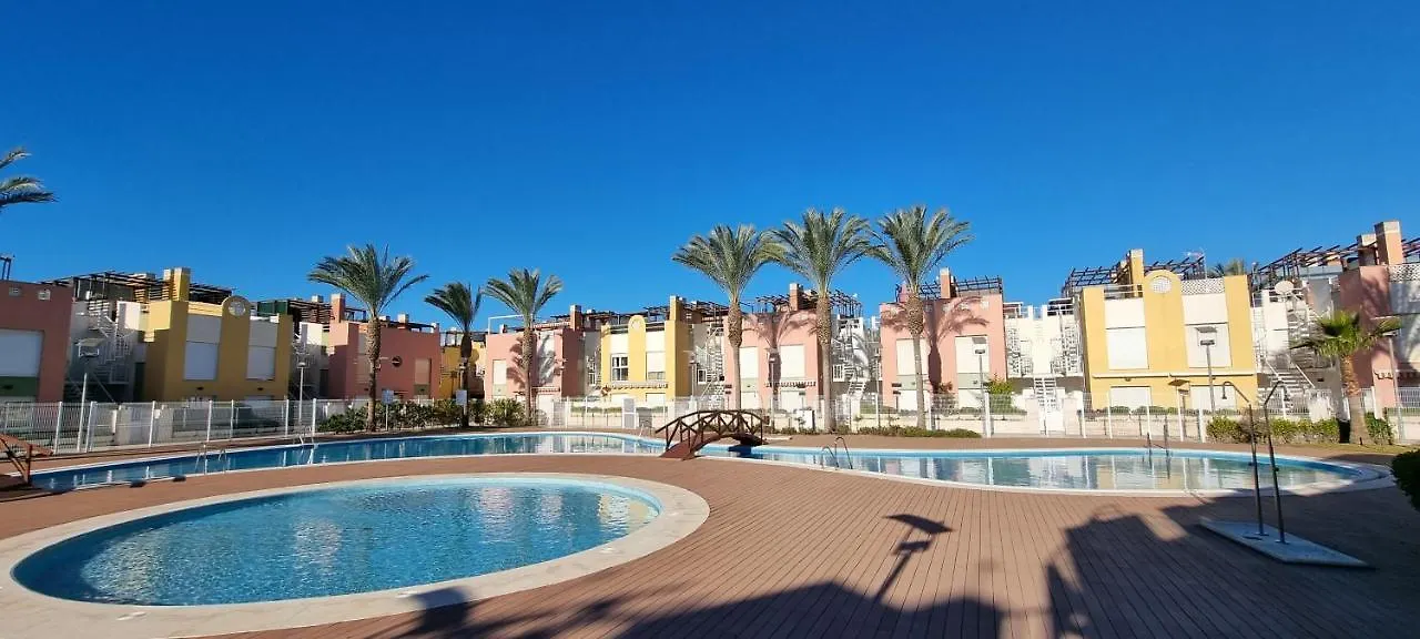 Laguna Beach 2-Bedroom Apartment With Sun Terrace, Sea Views, Wifi Vera