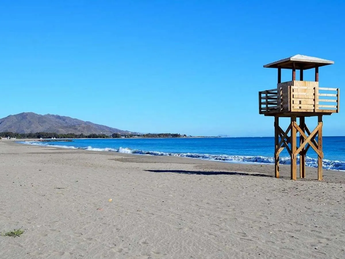 Laguna Beach 2-Bedroom Apartment With Sun Terrace, Sea Views, Wifi Vera